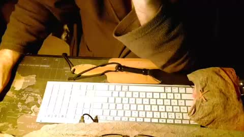 Snapshot of amslave4f chatting on 01-26-25, 10:13 amslave4f online show from 01-26-25, 10:13