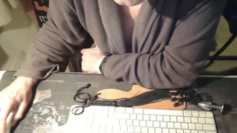 amslave4f online show from 01-12-26, 07:46