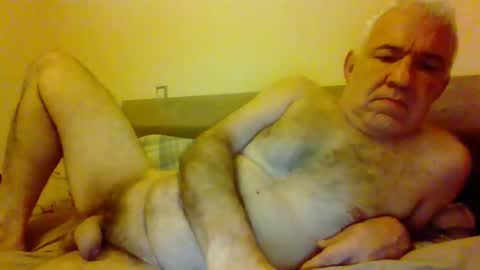 Snapshot of amstel69 chatting on 11-28-25, 10:56 amstel69 online show from 11-28-25, 10:56