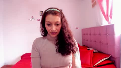 Snapshot of amunet_ chatting on 02-27-25, 12:45 Amunet online show from 02-27-25, 12:45