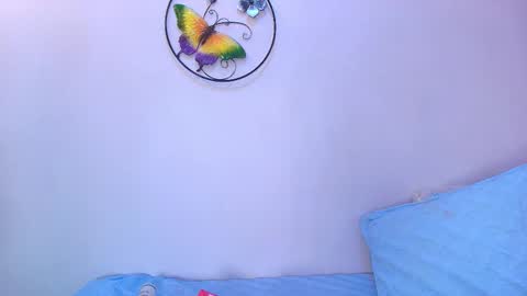 amy__wats0n online show from 12-22-25, 07:00