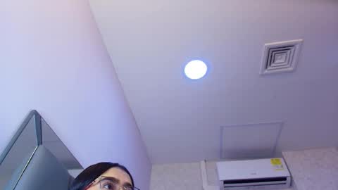 amy__wats0n online show from 03-25-26, 07:09