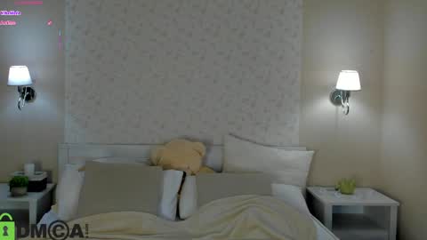 AmyGMT 2 Mon-Sun  0300am-0900am  online show from 04-10-26, 09:25