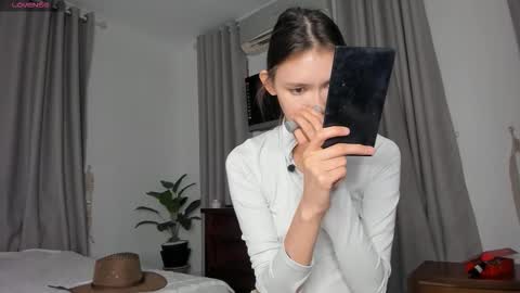 Amy online show from 12-02-25, 11:11