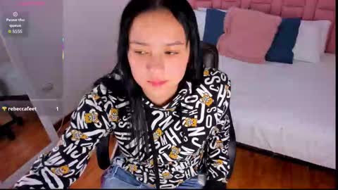 Aleja   online show from 12-15-25, 01:32