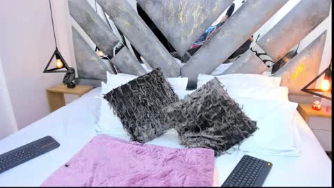 Aleja   online show from 12-19-25, 04:30