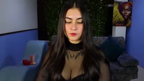 Snapshot of amy_lovelydoll chatting on 11-07-25, 07:36 Amy online show from 11-07-25, 07:36