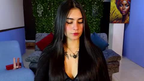 Snapshot of amy_lovelydoll chatting on 11-28-25, 08:55 Amy online show from 11-28-25, 08:55