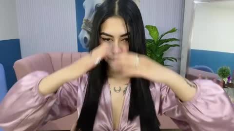 Amy online show from 05-22-26, 07:19
