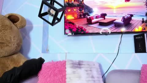 Emy Noa  online show from 04-01-26, 12:55