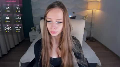 Snapshot of amy_vayne chatting on 09-15-25, 10:32 Amy online show from 09-15-25, 10:32