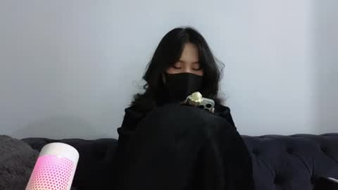 Snapshot of amyalwayshere chatting on 01-20-25, 04:32 girl next door named Amy online show from 01-20-25, 04:32