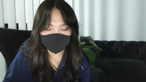 Snapshot of amyalwayshere chatting on 01-29-25, 04:19 girl next door named Amy online show from 01-29-25, 04:19