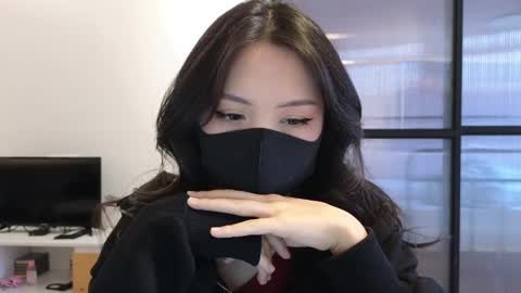 Snapshot of amyalwayshere chatting on 02-14-25, 04:37 girl next door named Amy online show from 02-14-25, 04:37