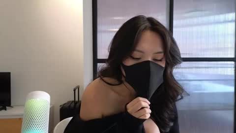 Snapshot of amyalwayshere chatting on 02-14-25, 07:38 girl next door named Amy online show from 02-14-25, 07:38