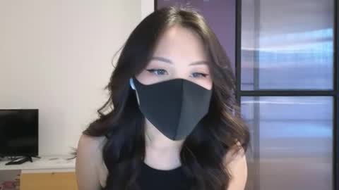 Snapshot of amyalwayshere chatting on 02-19-25, 04:44 girl next door named Amy online show from 02-19-25, 04:44