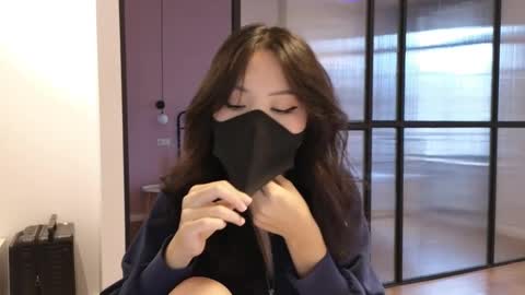 Snapshot of amyalwayshere chatting on 02-20-25, 04:28 girl next door named Amy online show from 02-20-25, 04:28