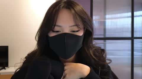 Snapshot of amyalwayshere chatting on 02-20-25, 01:19 girl next door named Amy online show from 02-20-25, 01:19