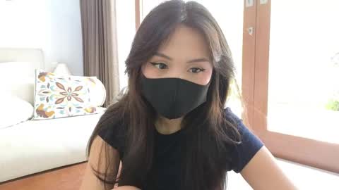 Snapshot of amyalwayshere chatting on 02-27-25, 04:41 girl next door named Amy online show from 02-27-25, 04:41