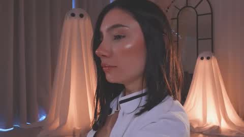 Amy Armstrong online show from 10-18-25, 09:15