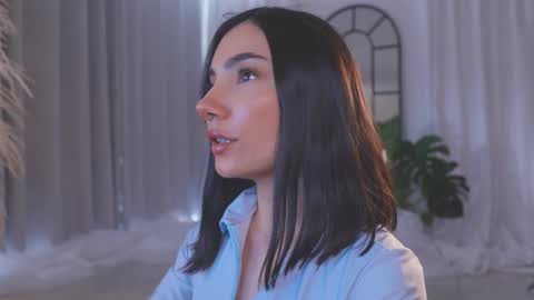 Amy Armstrong online show from 11-22-25, 10:09