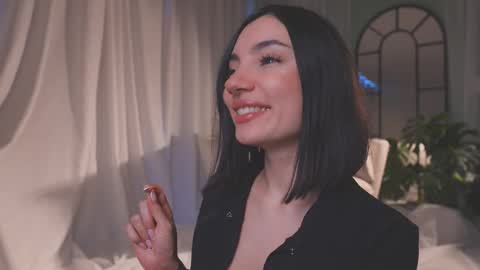 Snapshot of amyarmstrong chatting on 02-02-26, 11:03 Amy Armstrong online show from 02-02-26, 11:03