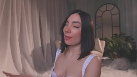 Snapshot of amyarmstrong chatting on 02-06-26, 11:19 Amy Armstrong online show from 02-06-26, 11:19