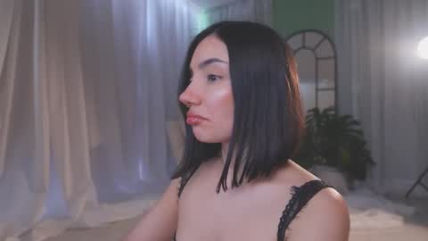 Snapshot of amyarmstrong chatting on 02-12-26, 10:27 Amy Armstrong online show from 02-12-26, 10:27