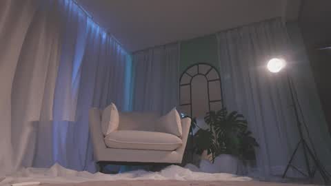 Snapshot of amyarmstrong chatting on 02-21-26, 09:49 Amy Armstrong online show from 02-21-26, 09:49