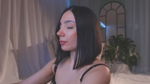 Snapshot of amyarmstrong chatting on 02-27-26, 10:10 Amy Armstrong online show from 02-27-26, 10:10