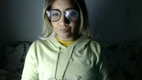 amycosplay99 online show from 01-02-25, 08:17