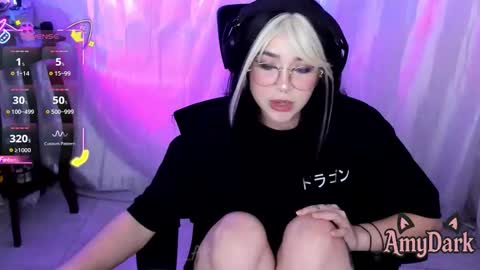Snapshot of amydark chatting on 02-04-26, 11:09 Amy online show from 02-04-26, 11:09