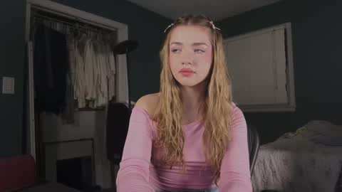 Amy online show from 09-22-25, 04:14