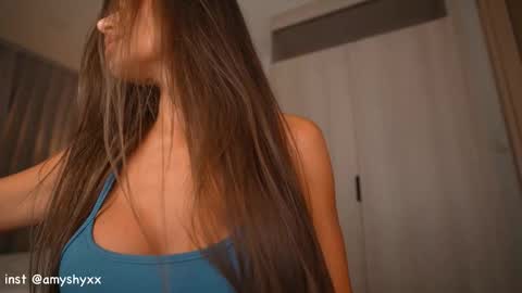 amylure online show from 12-21-25, 02:13