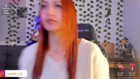 Snapshot of amypond__ chatting on 12-21-24, 04:03 Amy online show from 12-21-24, 04:03