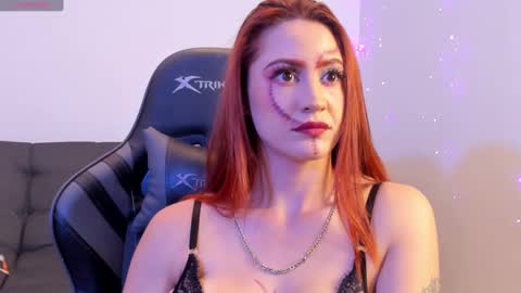 Snapshot of amypond__ chatting on 10-09-25, 03:04 Amy online show from 10-09-25, 03:04