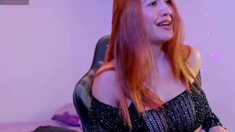 Snapshot of amypond__ chatting on 10-30-25, 10:21 Amy online show from 10-30-25, 10:21