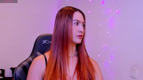 Snapshot of amypond__ chatting on 11-30-25, 06:23 Amy online show from 11-30-25, 06:23