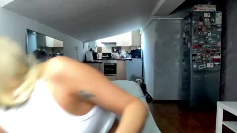 amyroberta92 online show from 03-02-26, 07:37