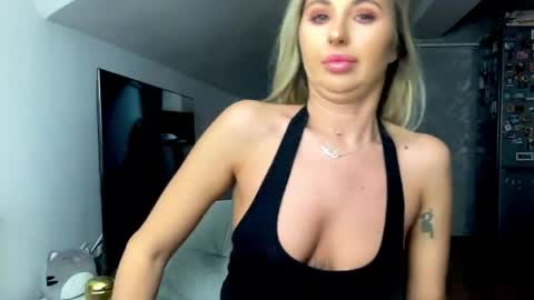 amyroberta92 online show from 03-29-26, 06:46