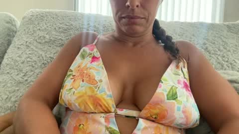 Amy Smilez online show from 06-18-26, 03:05