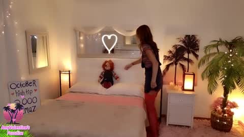 Snapshot of amyvalentine chatting on 10-22-25, 05:52 AmyValentine online show from 10-22-25, 05:52