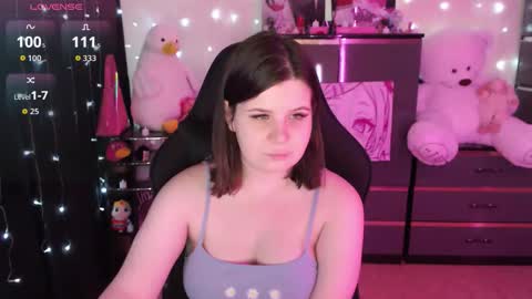 Snapshot of amyvibes chatting on 11-10-25, 08:08 amyvibes online show from 11-10-25, 08:08