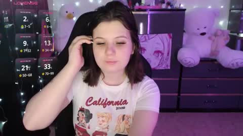 Snapshot of amyvibes chatting on 11-30-25, 08:02 amyvibes online show from 11-30-25, 08:02