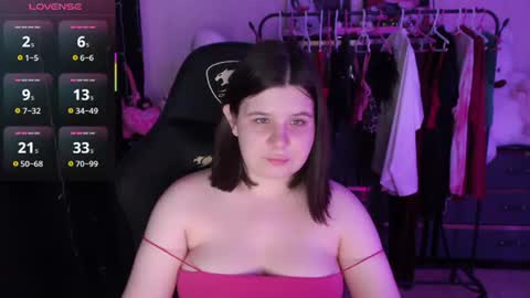Snapshot of amyvibes chatting on 06-18-26, 07:07 amyvibes online show from 06-18-26, 07:07