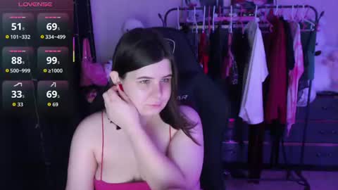 Snapshot of amyvibes chatting on 06-23-26, 06:39 amyvibes online show from 06-23-26, 06:39