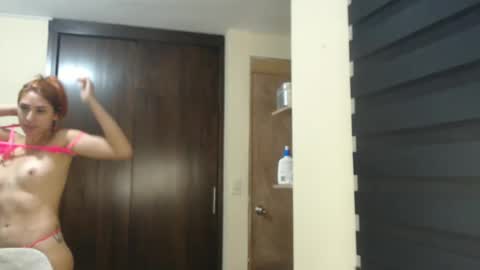 Snapshot of amywalker01 chatting on 12-03-24, 12:46 amy online show from 12-03-24, 12:46