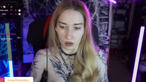 Snapshot of amywhitenessxx chatting on 03-01-25, 01:07 Amy switch Goddess divine Mistress online show from 03-01-25, 01:07