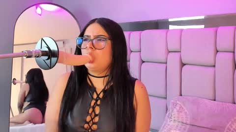 amywhitte_ online show from 12-05-25, 07:32