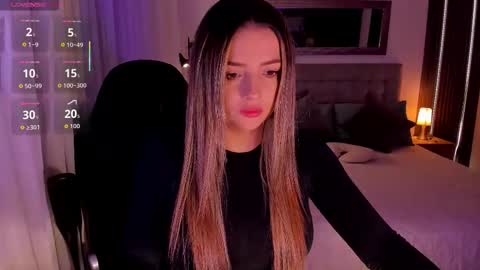 Snapshot of amywoods chatting on 10-14-25, 07:25 online show from 10-14-25, 07:25